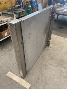 aqualock-portal-nach-außen-öffnend-edelstahl