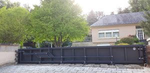 details-aqualock-portal-nach-innen-öffnend-mit-zentralem-verriegelungssystem